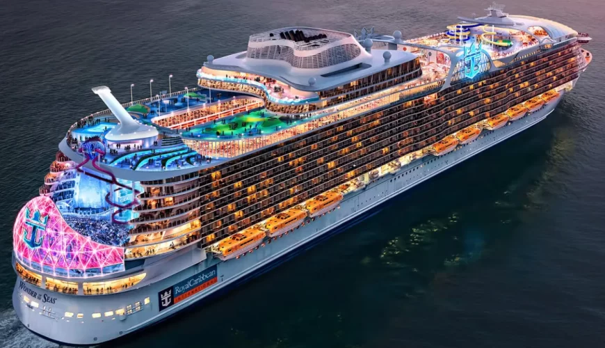 Royal Caribbean rescata a 14 náufragos que llevaban ocho días perdidos